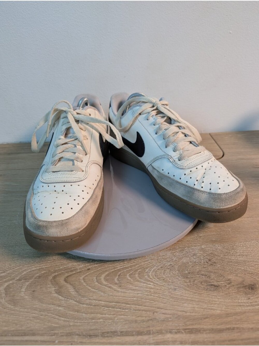 Nike Court Vision Low Shoes Mens Size 9 White Black Gum Sole Casual FQ8075-133